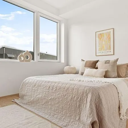 아파트 New! Modern & Central Couples Apartement! *